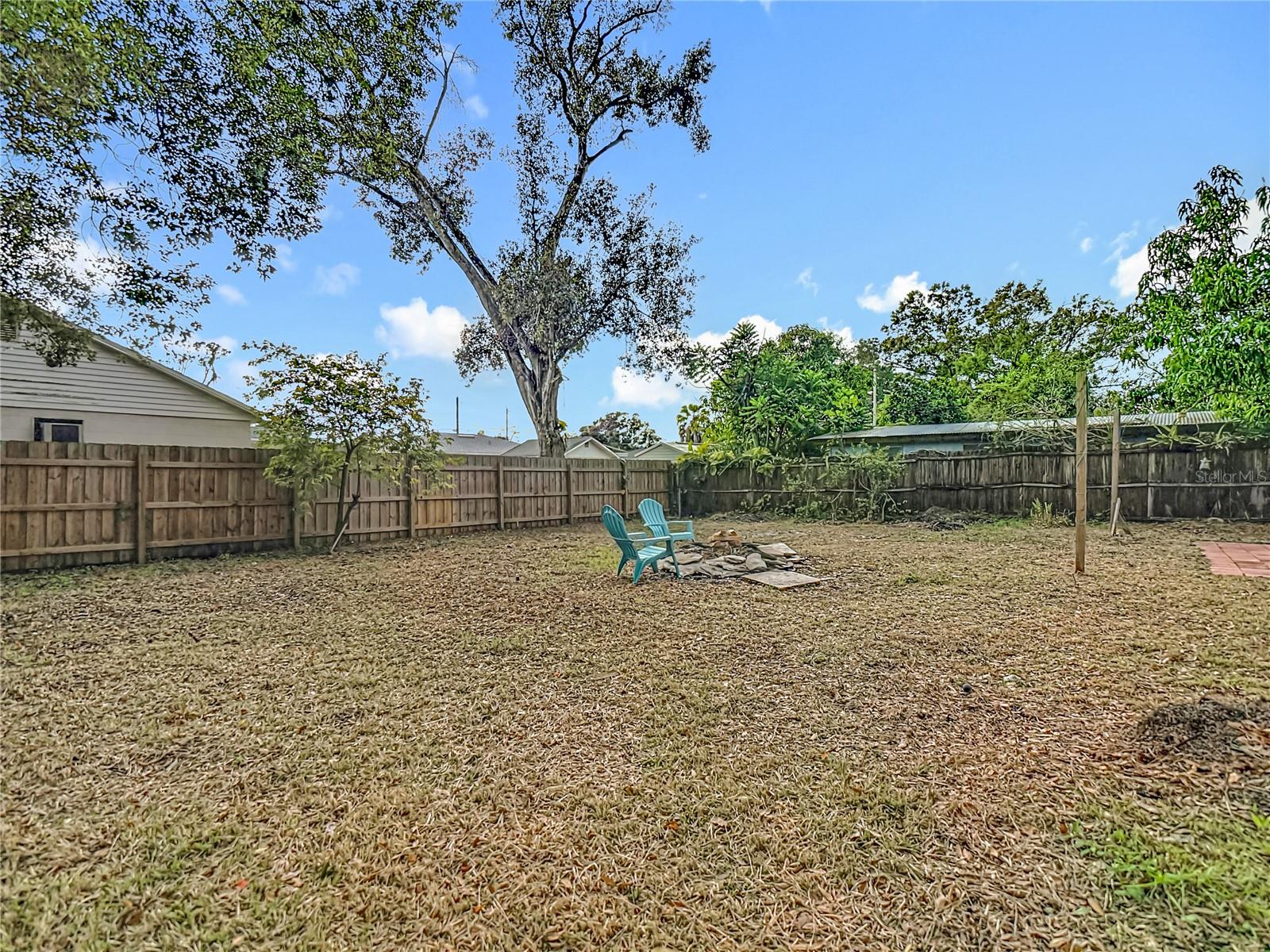 MEADOWS ESTATES - Residential