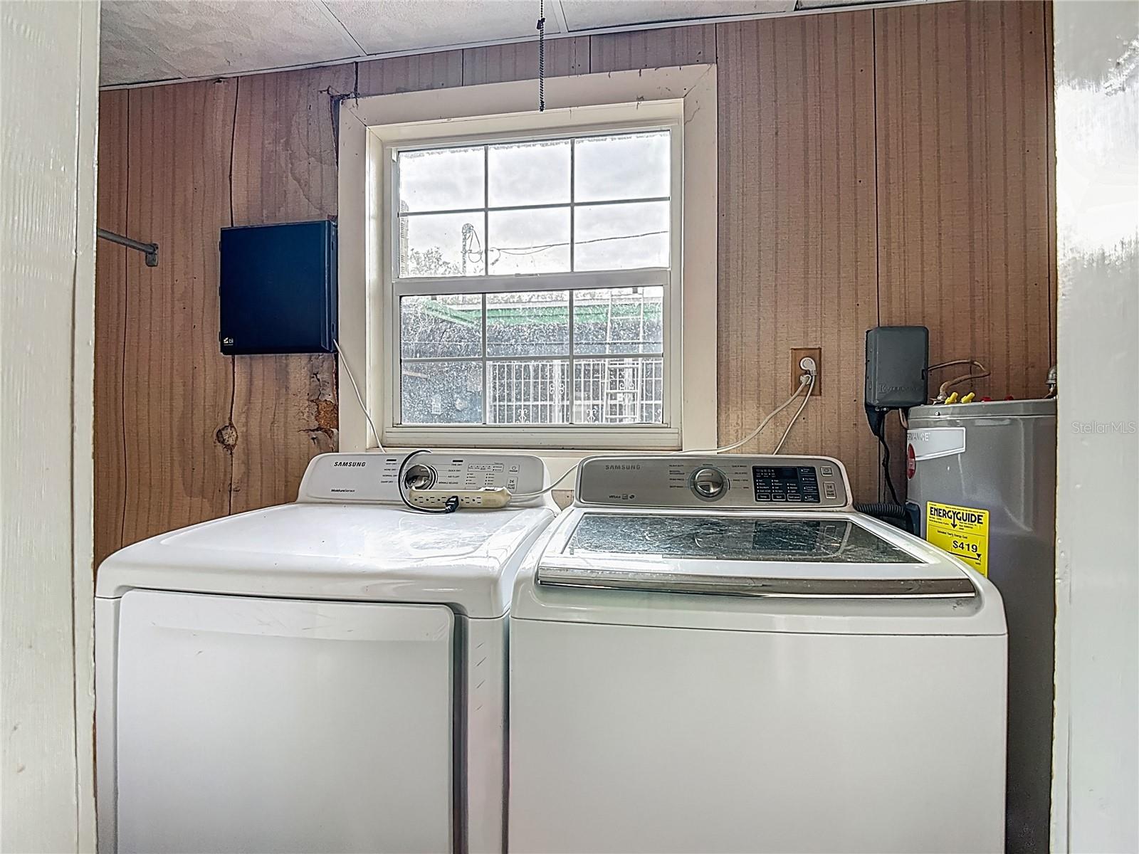 MEADOWS ESTATES - Residential