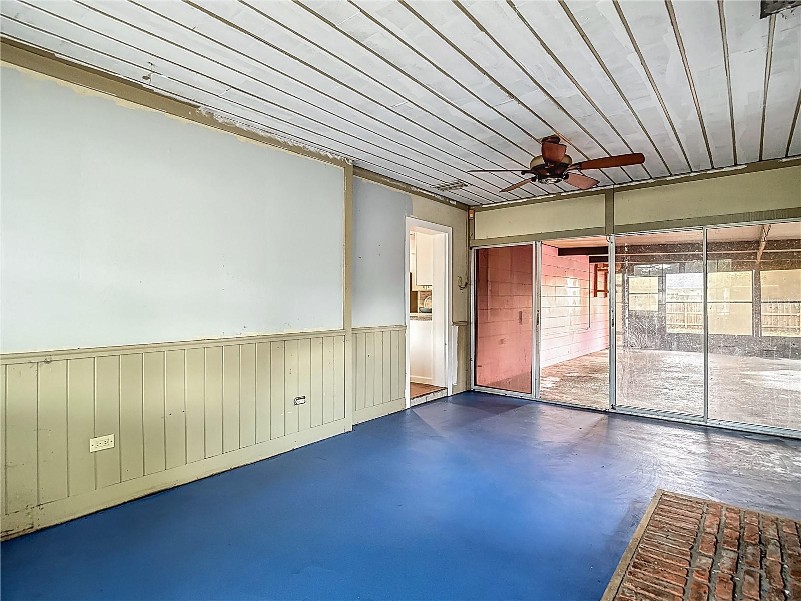 MEADOWS ESTATES - Residential