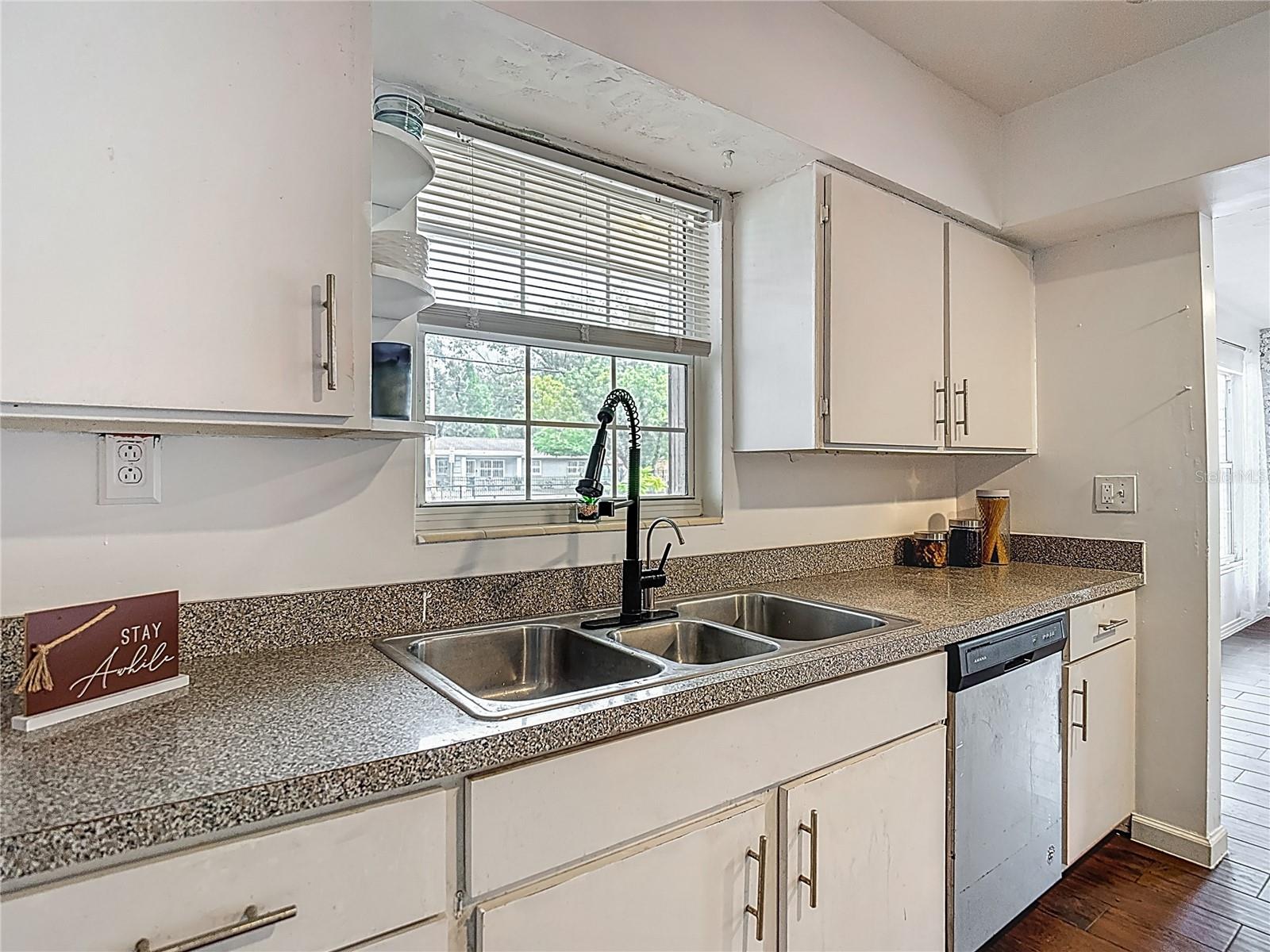 MEADOWS ESTATES - Residential