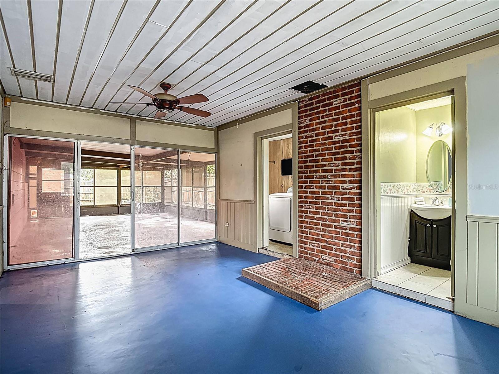 MEADOWS ESTATES - Residential