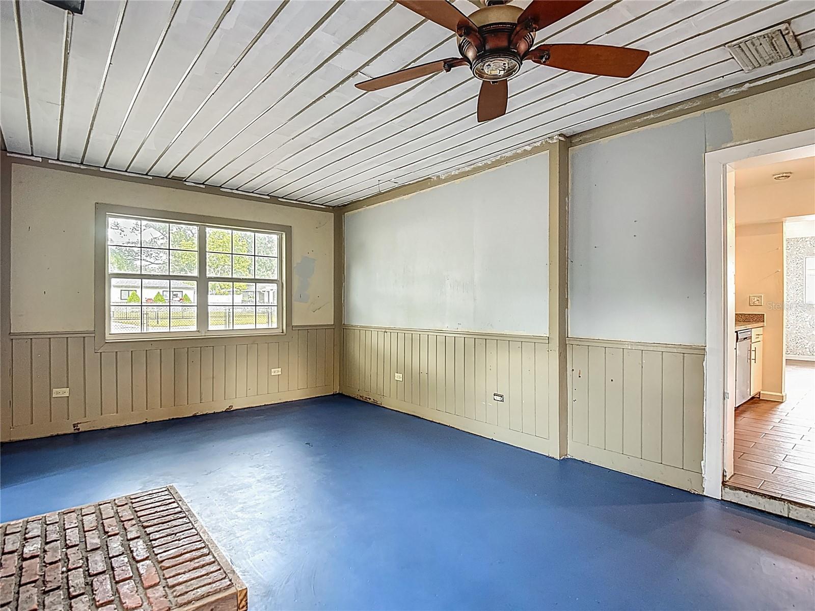 MEADOWS ESTATES - Residential