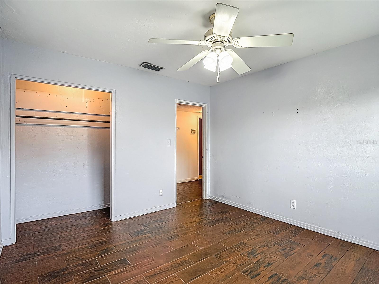 MEADOWS ESTATES - Residential