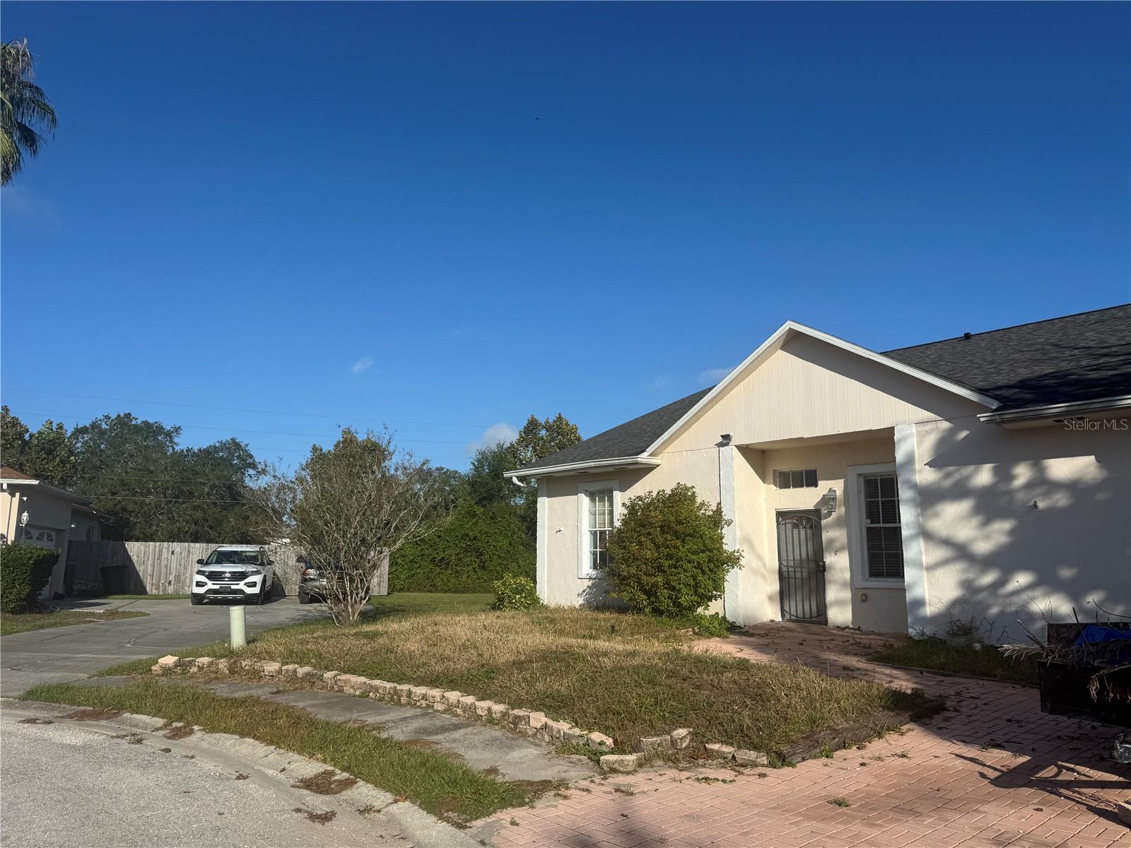 HUNTERS LAKE PH 01 - Residential