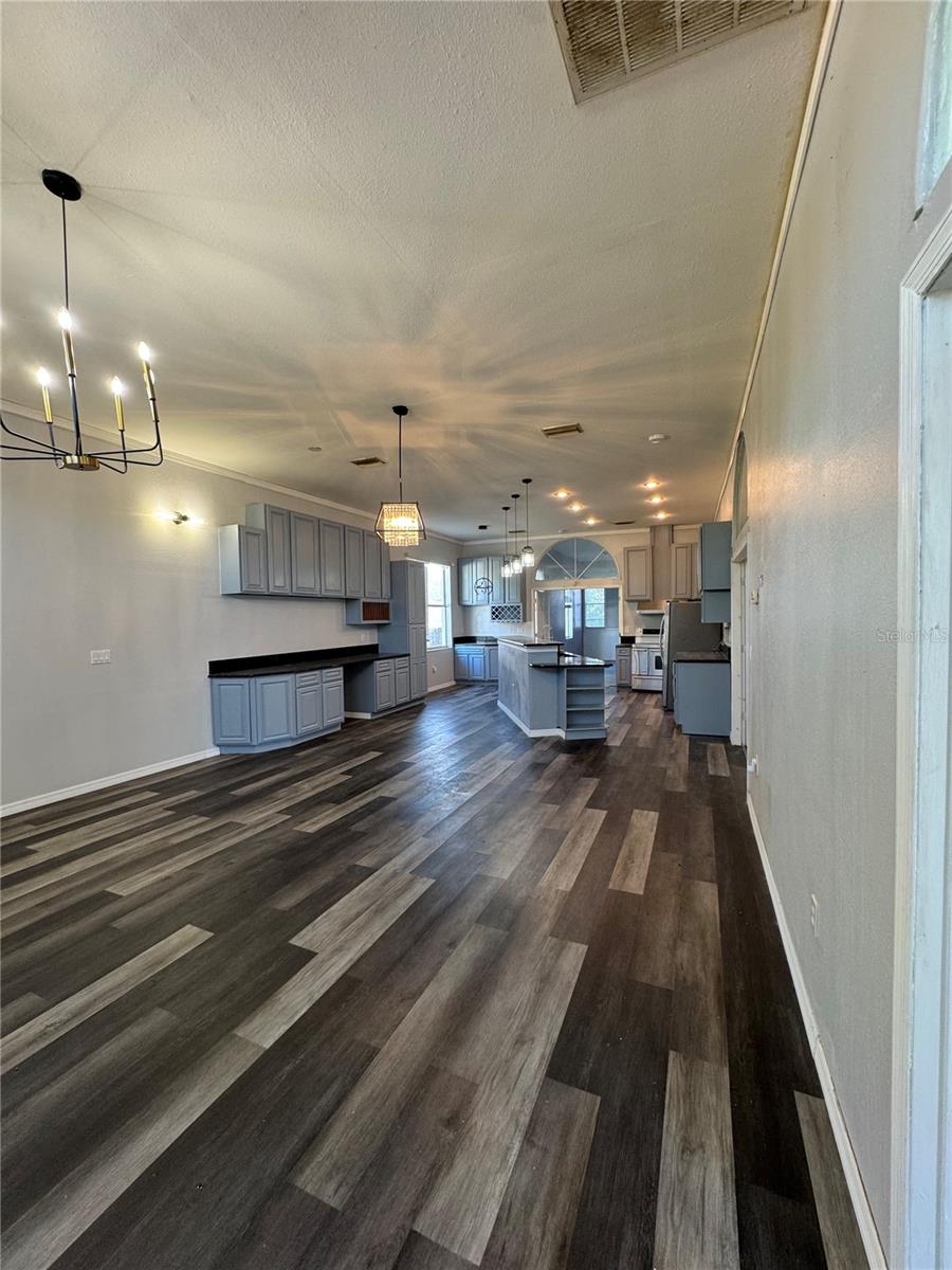 HUNTERS LAKE PH 01 - Residential