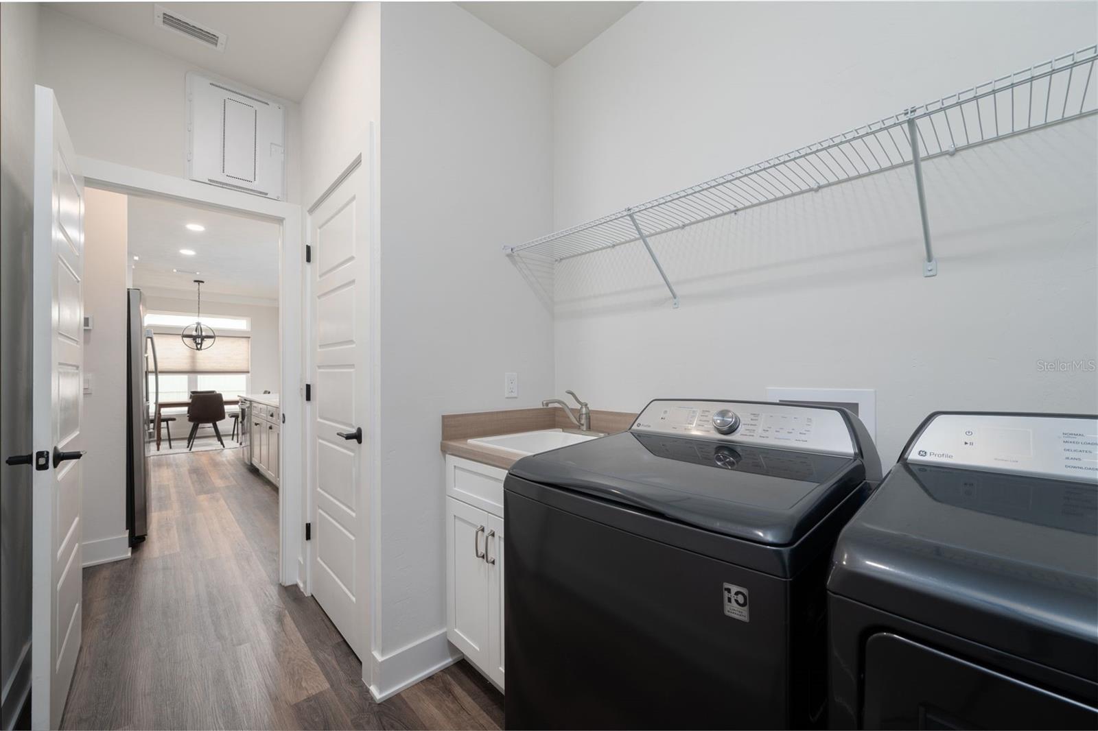 LAUREATE VILLAGE PH I UNIT I PB 37 PG 26 - Residential