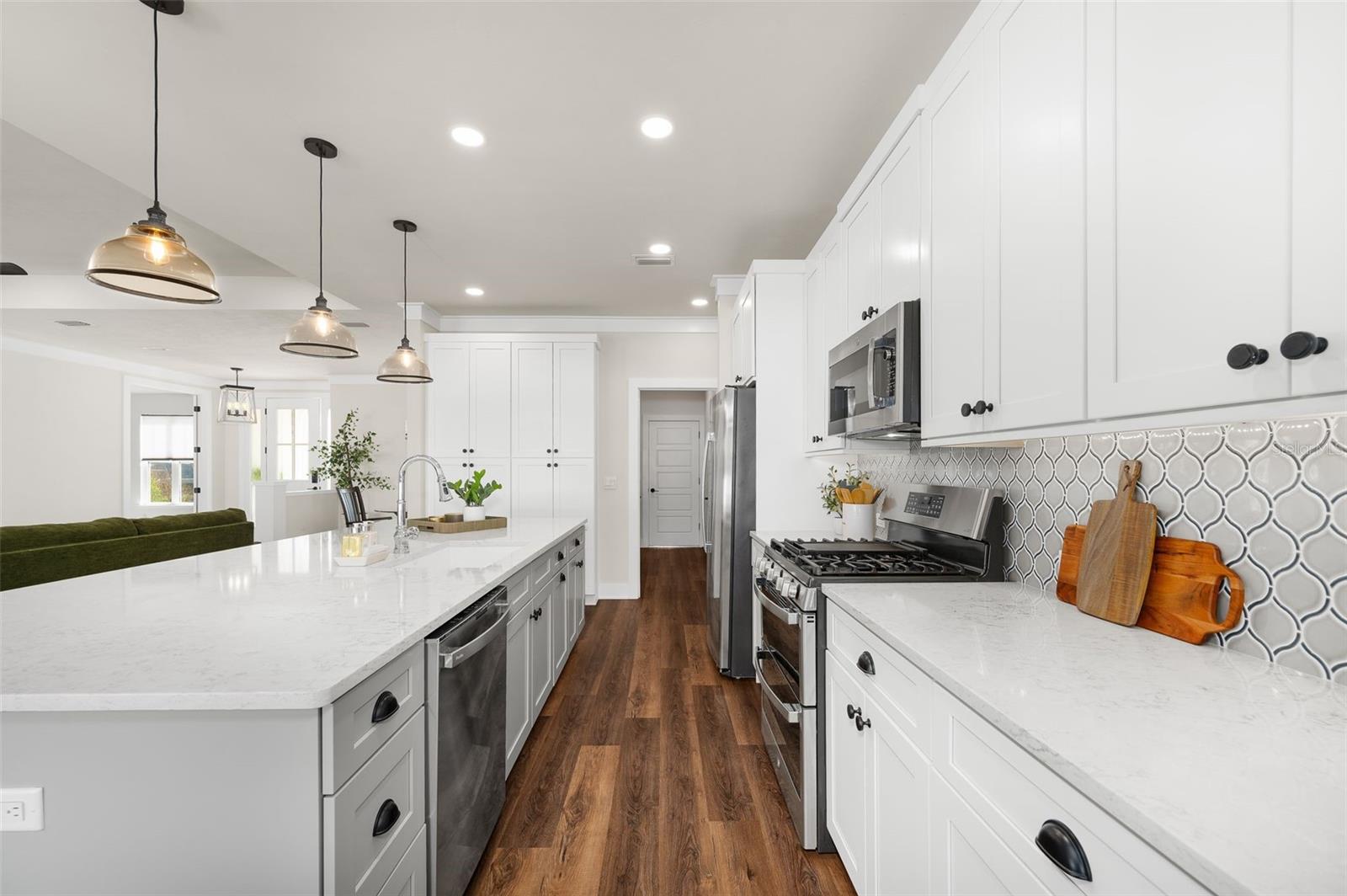 LAUREATE VILLAGE PH I UNIT I PB 37 PG 26 - Residential