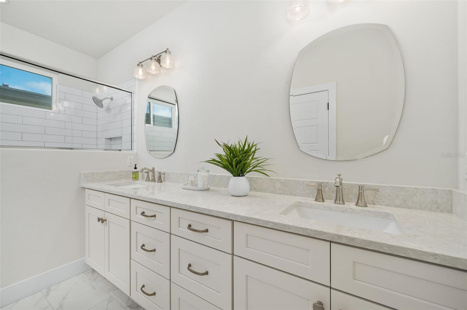 LAUREATE VILLAGE PH I UNIT I PB 37 PG 26 - Residential