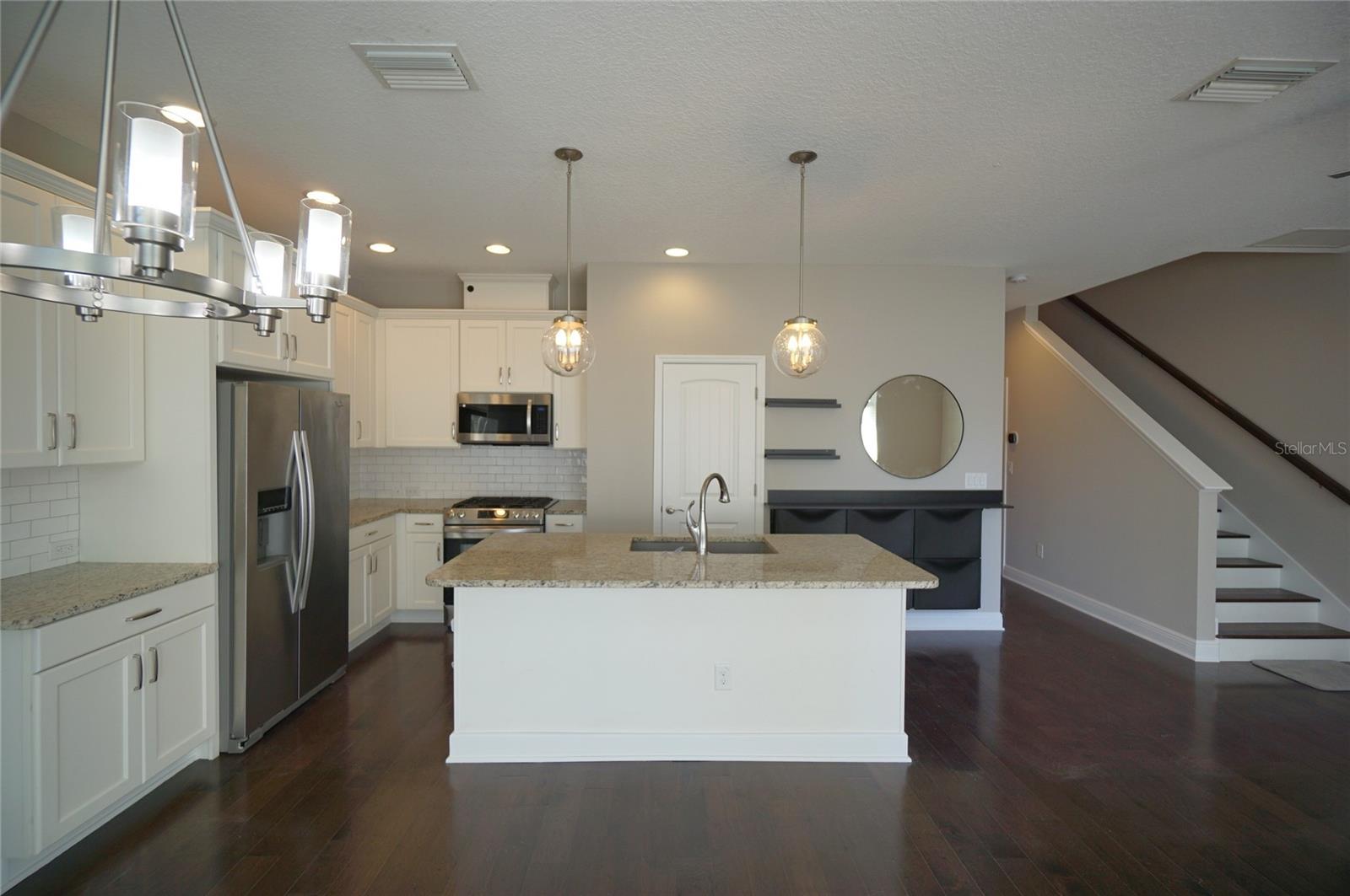 CENTRAL LIVING TWNHMS NORTH - Residential