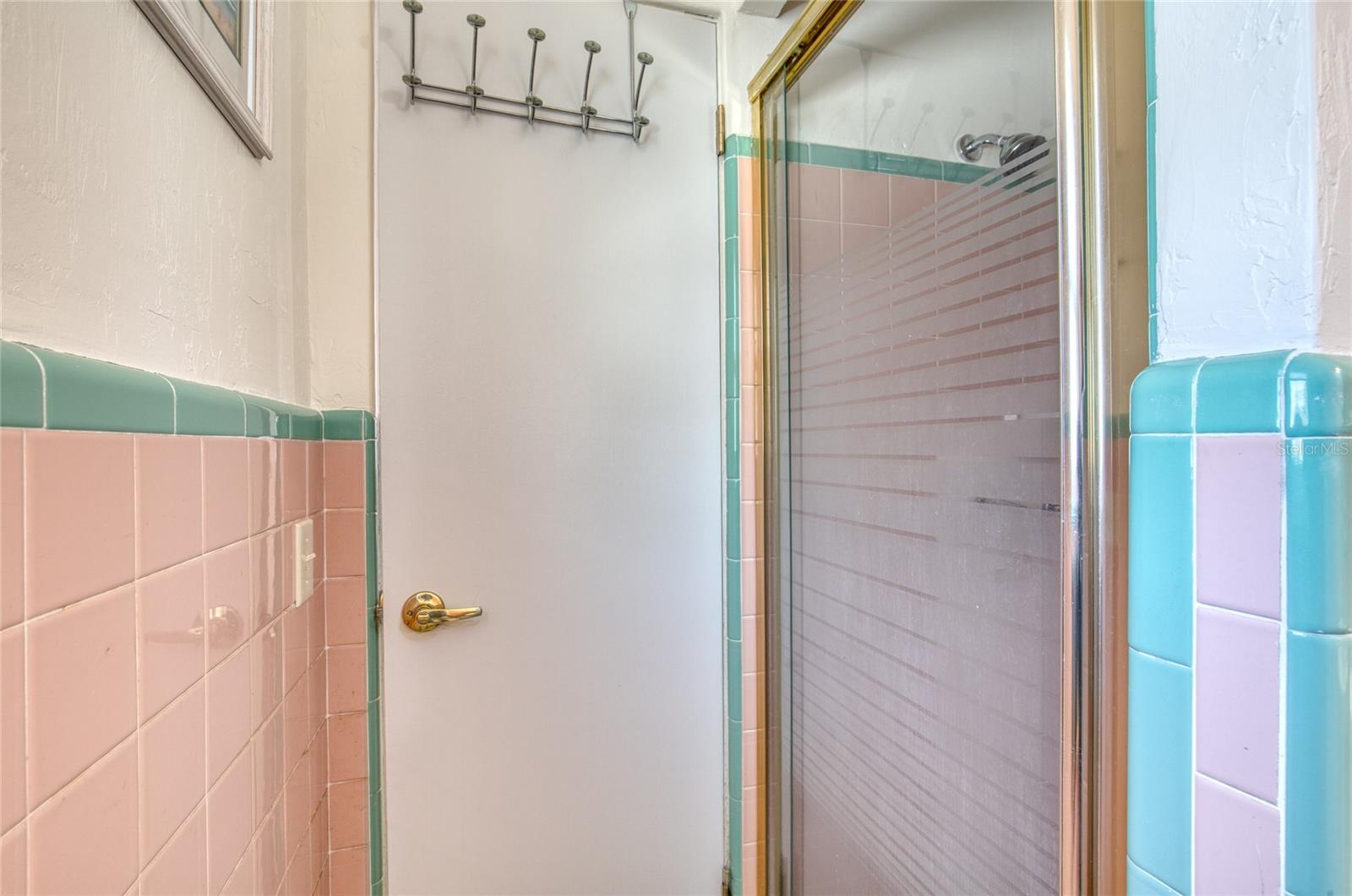 AQUA VISTA CIRCLES - Residential