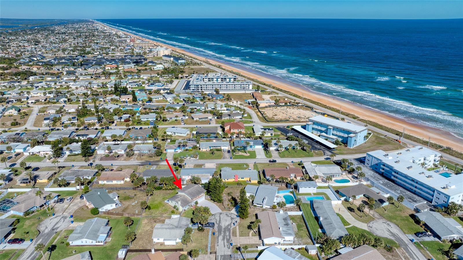 AQUA VISTA CIRCLES - Residential