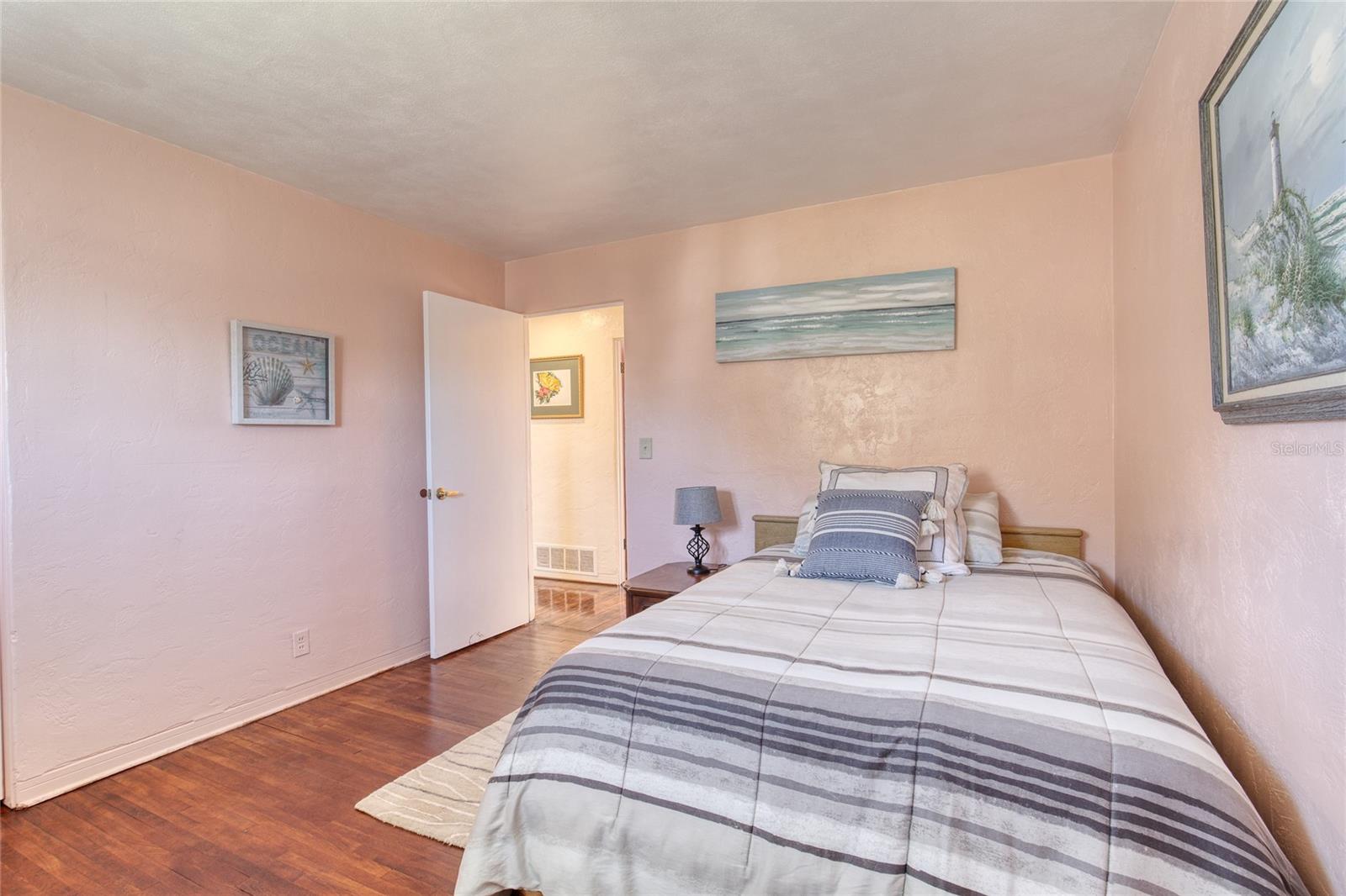 AQUA VISTA CIRCLES - Residential