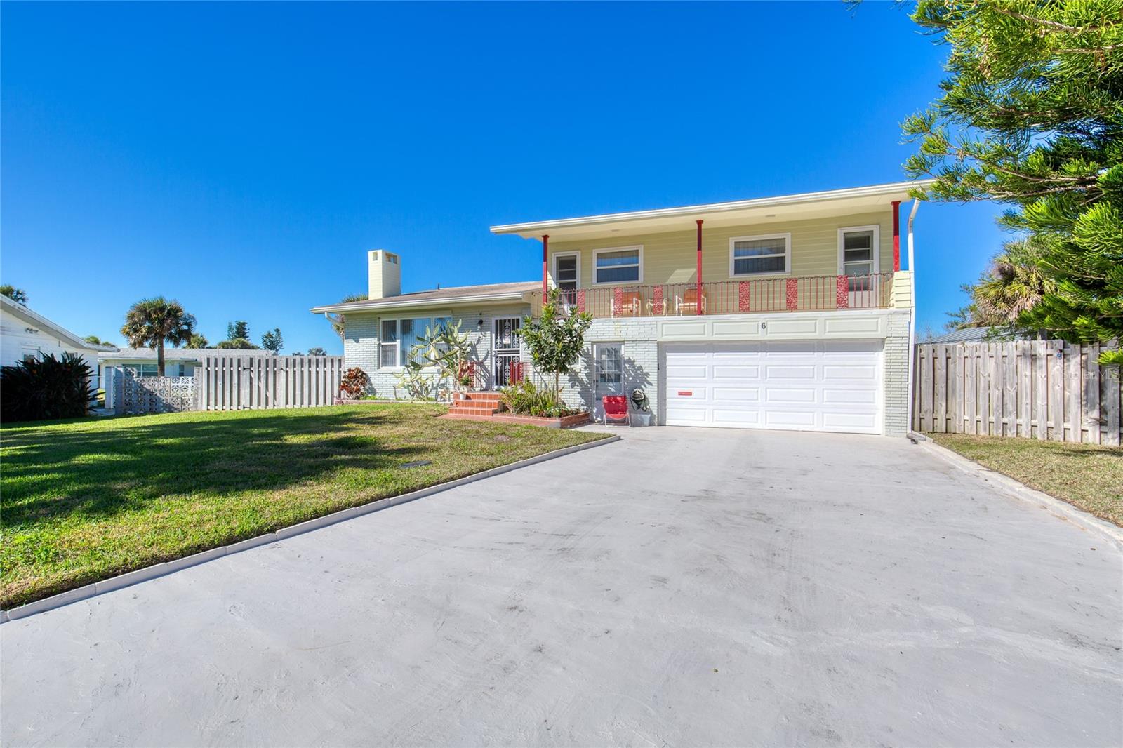 AQUA VISTA CIRCLES - Residential