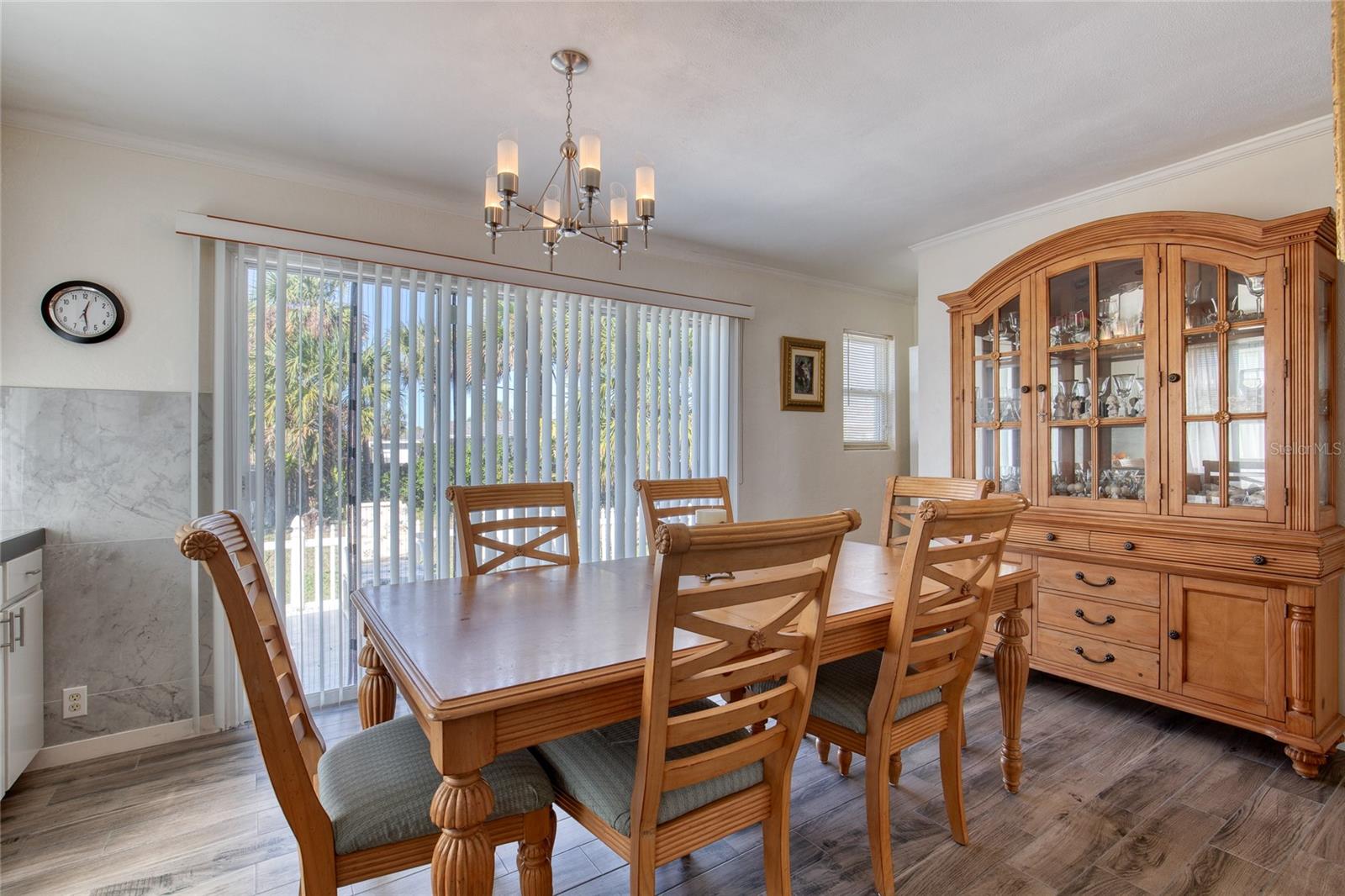 AQUA VISTA CIRCLES - Residential