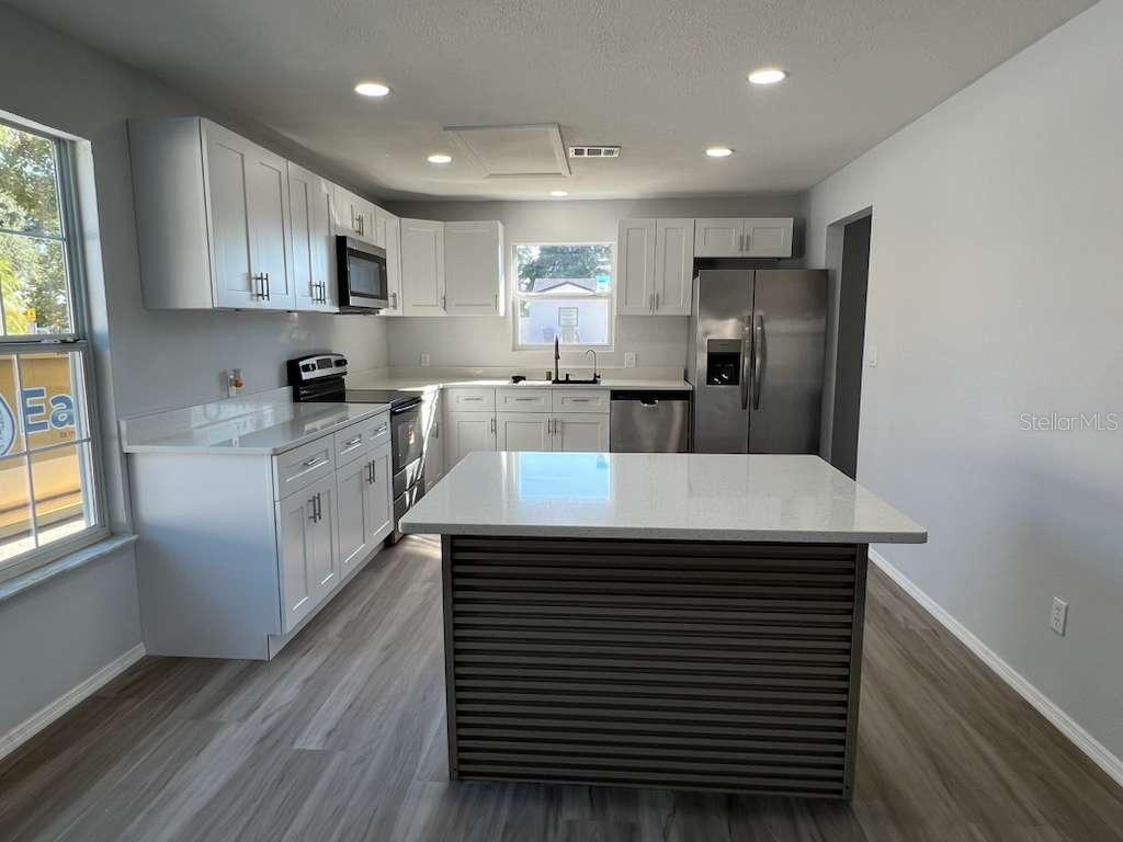 ELBERT ACRES - Residential Lease