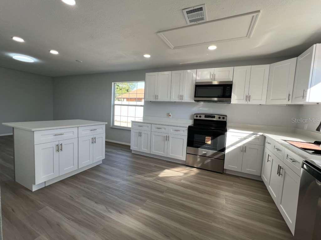 ELBERT ACRES - Residential Lease