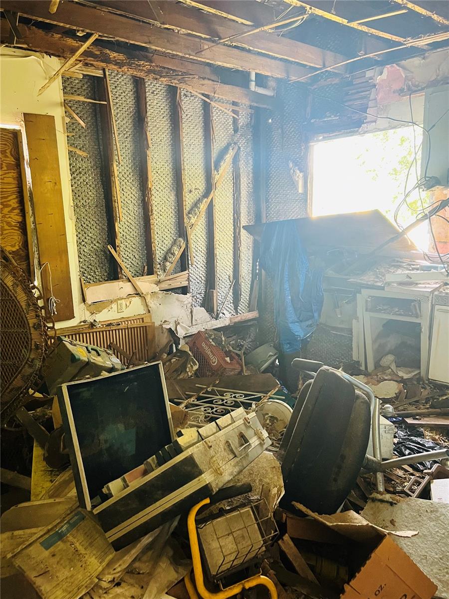 LORNA DOONE PARK REP - Land