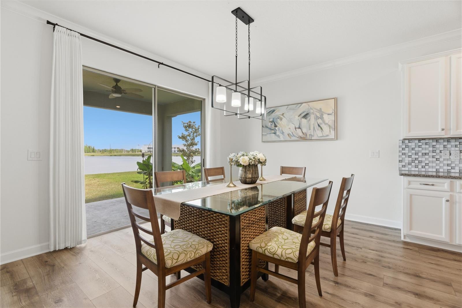 CONNERTON - Residential