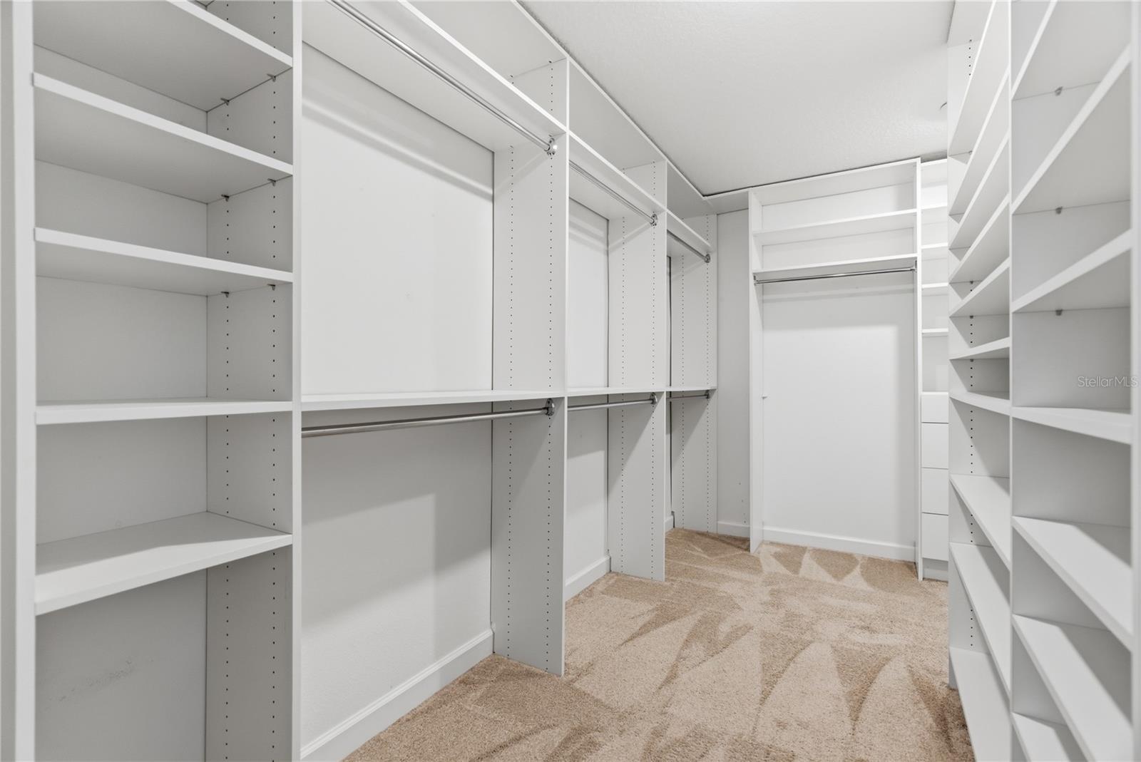 CONNERTON - Residential