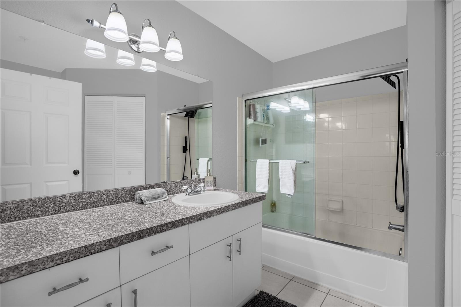 AZUR/METROWEST - Residential