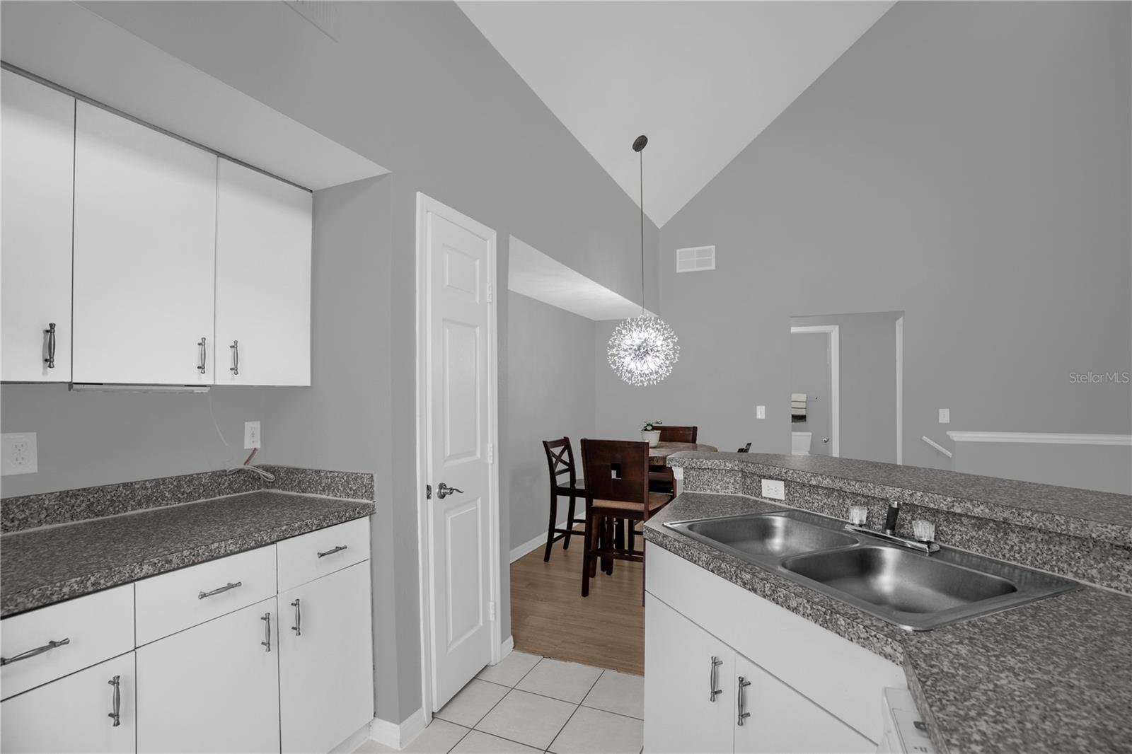 AZUR/METROWEST - Residential