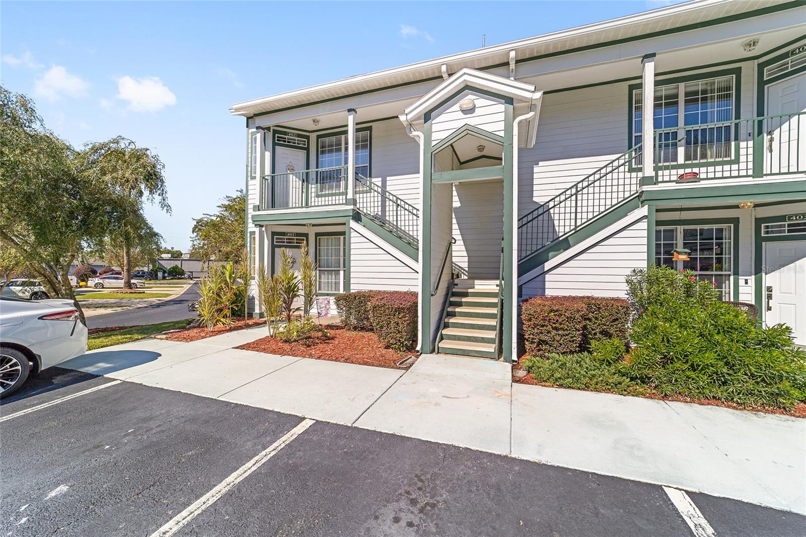 GOLFVIEW ESTATE - Residential