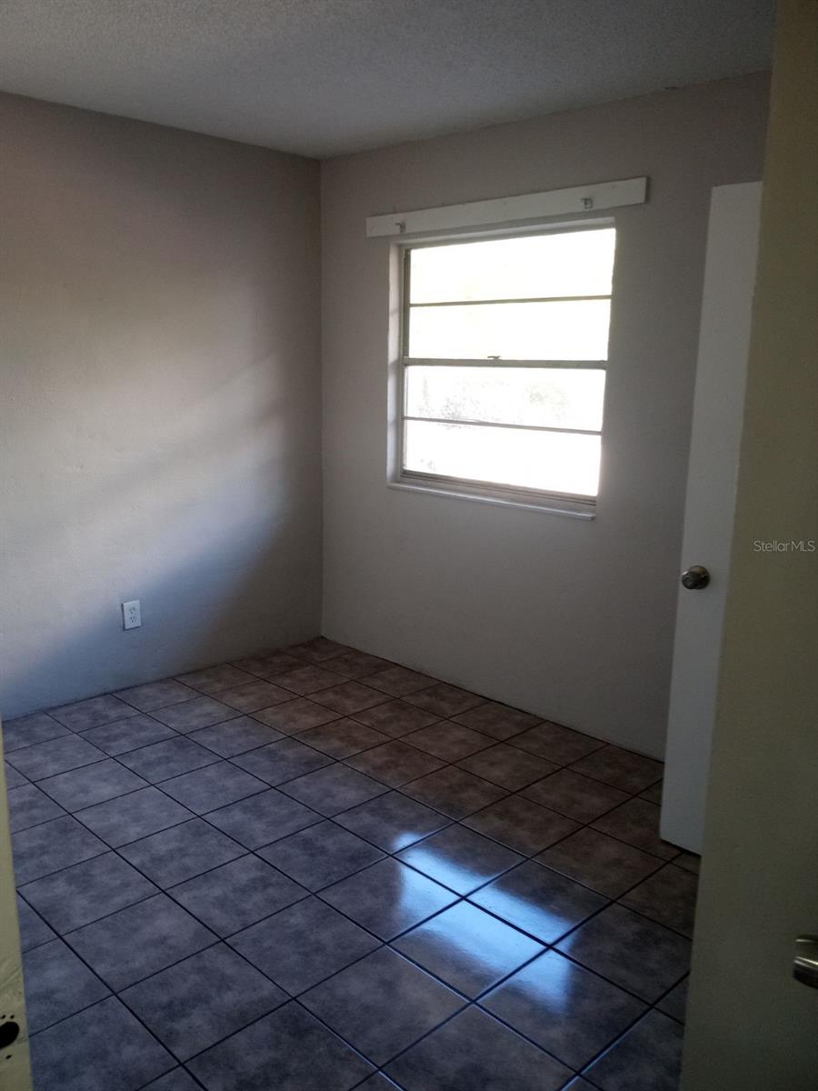 NEWTOWN HEIGHTS FIRST ADD TO - Residential Lease