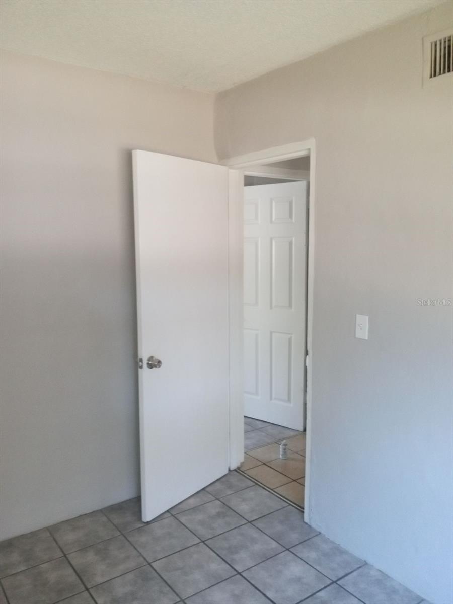 NEWTOWN HEIGHTS FIRST ADD TO - Residential Lease