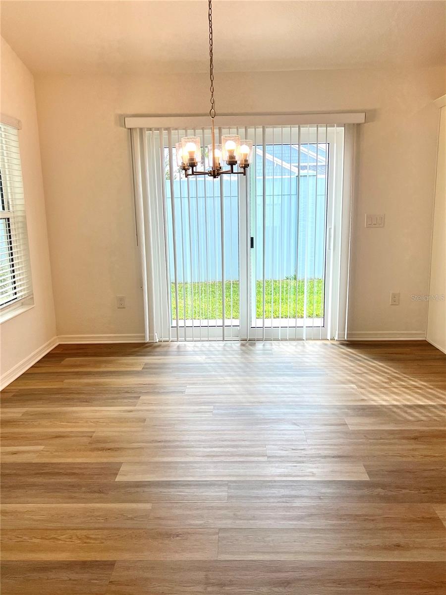 WEST LAKE UN 70 - Residential Lease