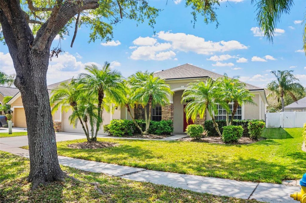 Photo of 1418 Hurley Pond Lane, Valrico, FL 33596 (MLS # TB8373895)