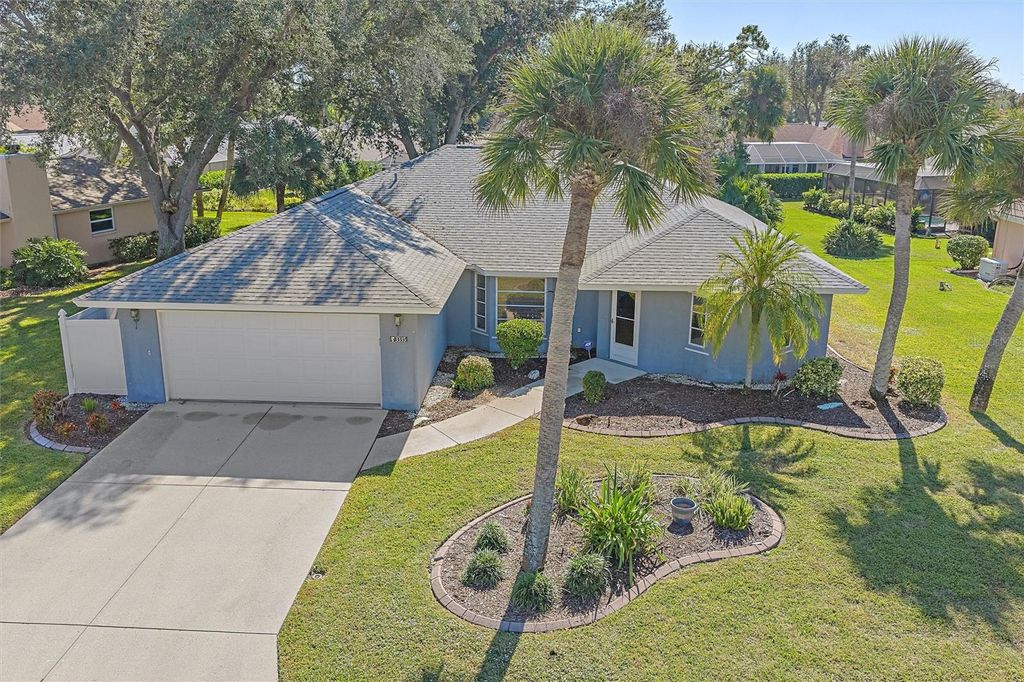 Photo of 3335 Meadow Run Terrace, Venice, FL 34293 (MLS # N6141627)