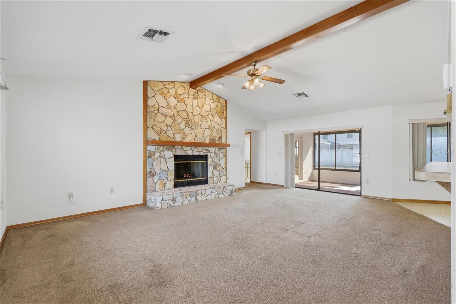 SPRING HILL - Residential