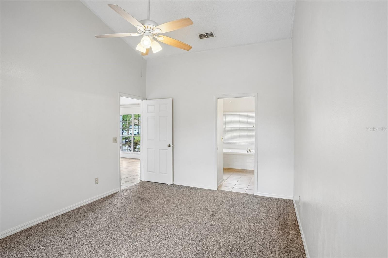SILVER BEND - Residential