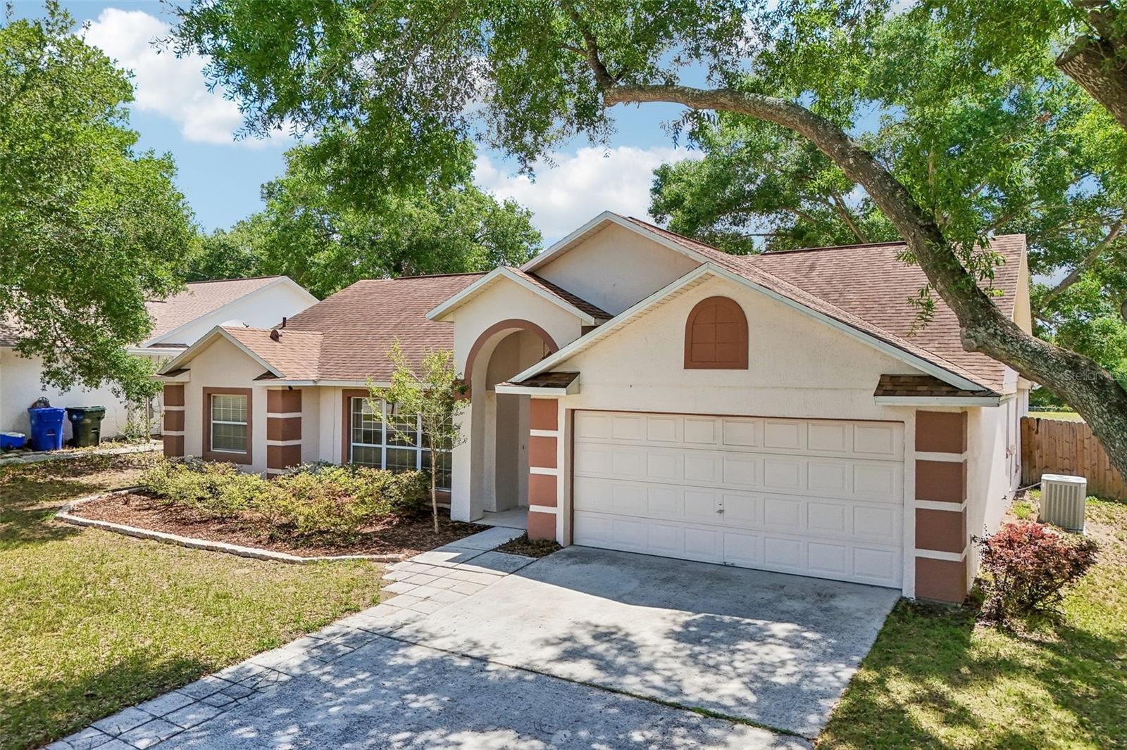 SILVER BEND - Residential