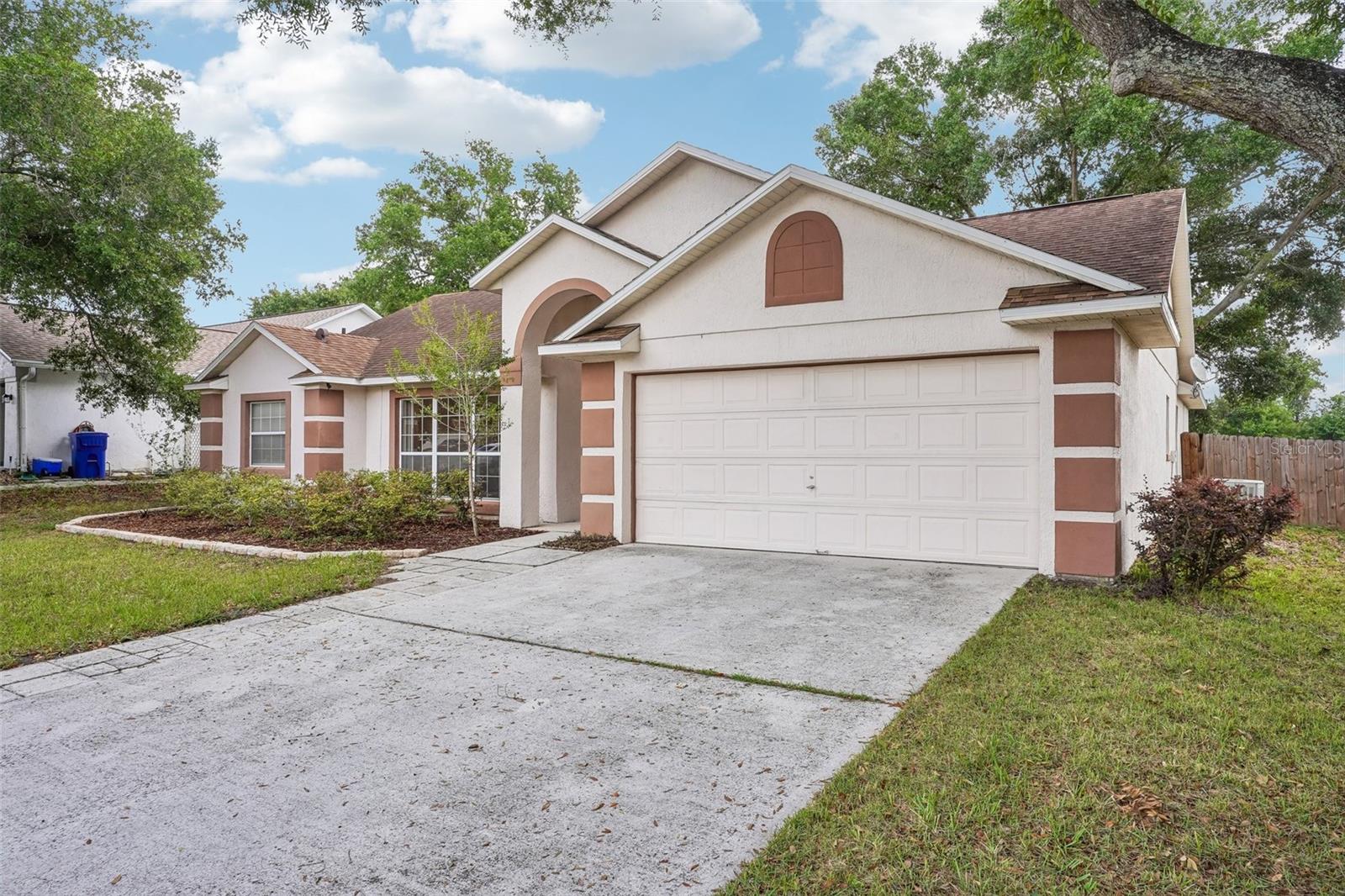 SILVER BEND - Residential