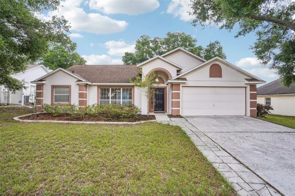Photo of 2596 Alclobe Circle, Ocoee, FL 34761 (MLS # O6405340)