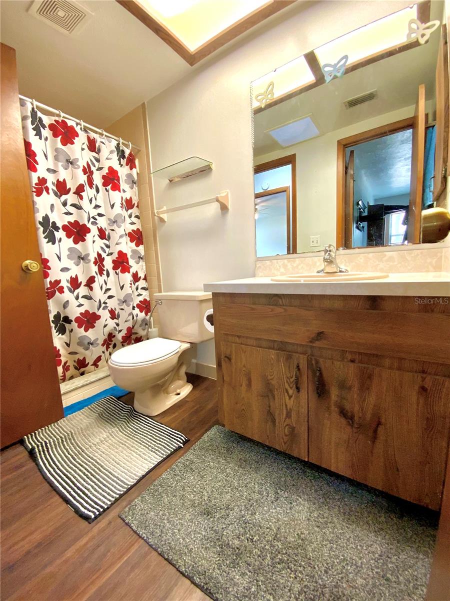 RAINBOW LAKES ESTATES - Residential