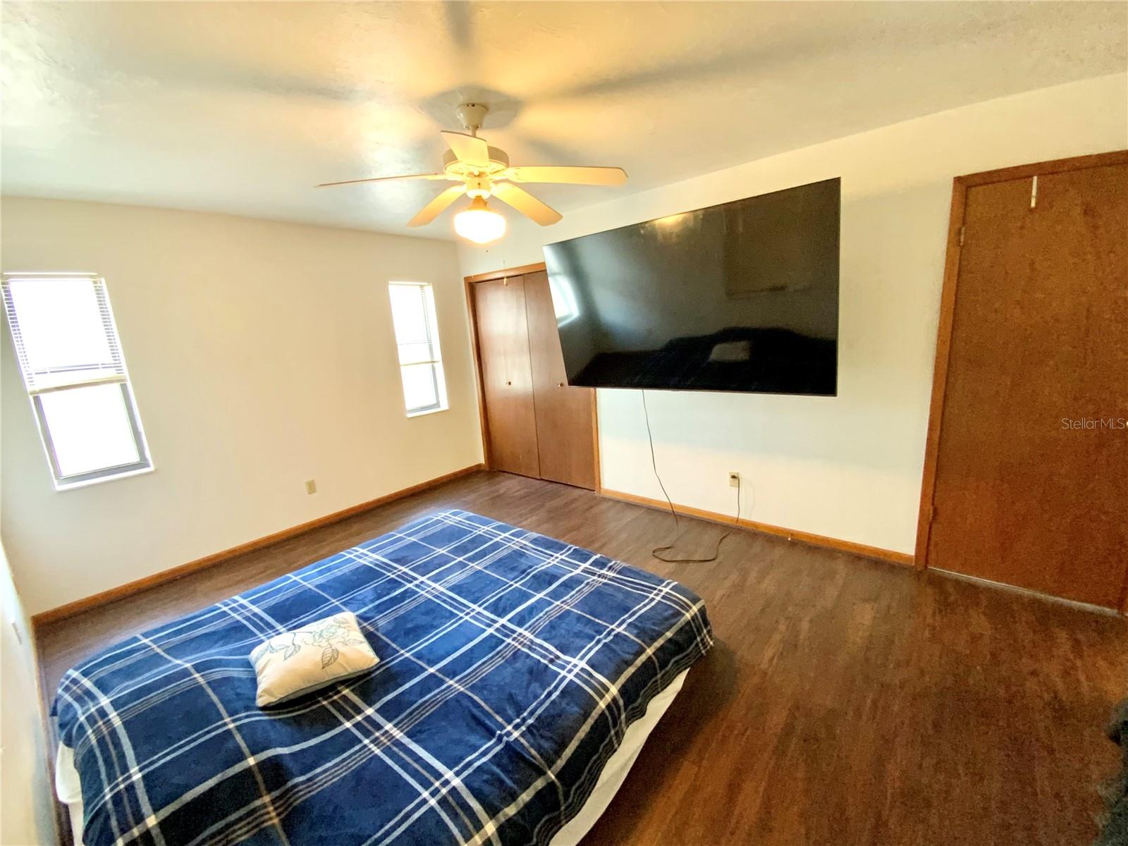 RAINBOW LAKES ESTATES - Residential