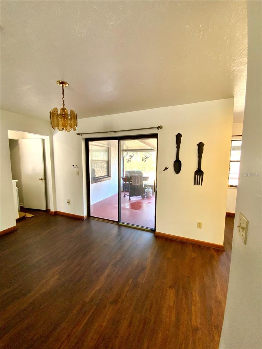 RAINBOW LAKES ESTATES - Residential