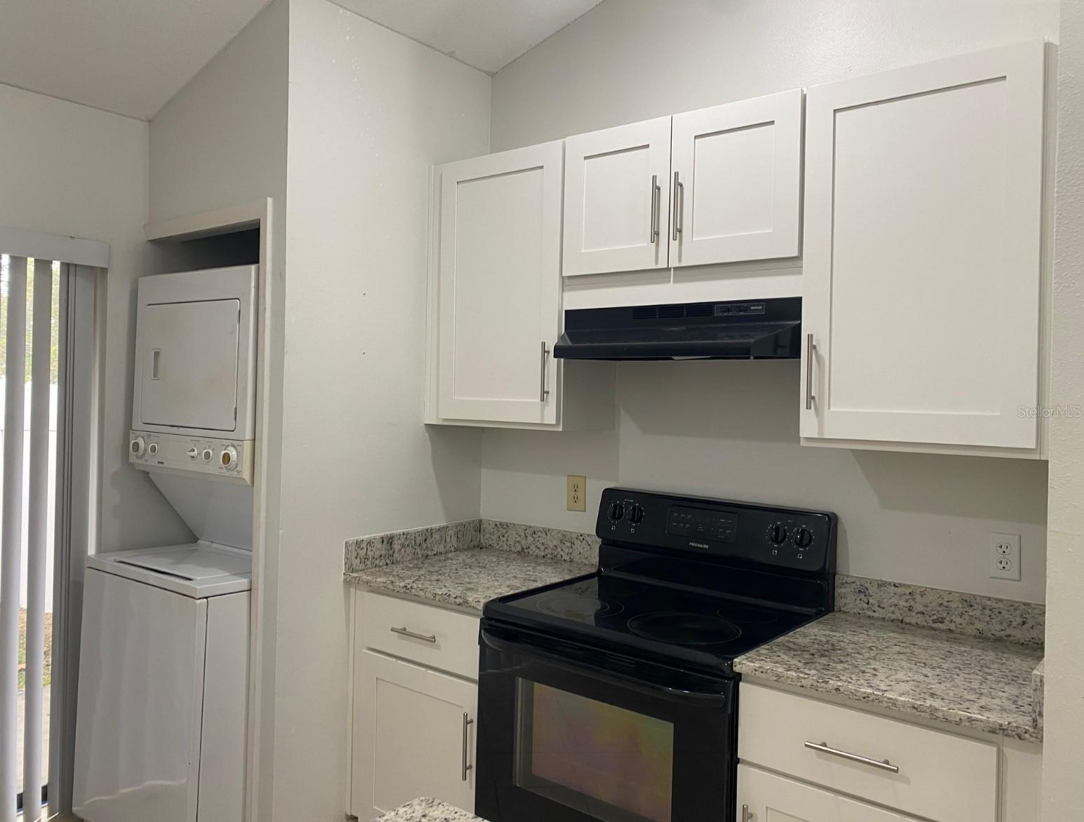 TOWNHOMES WINTER GARDEN - Residential Lease