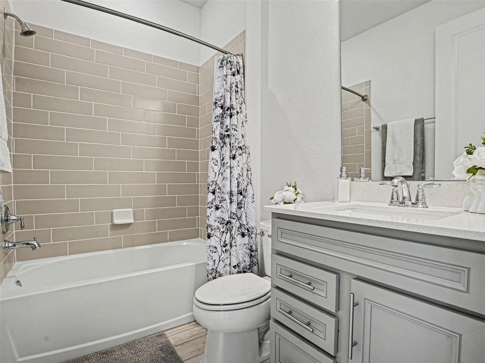 SPLIT OAK RESERVE - Residential