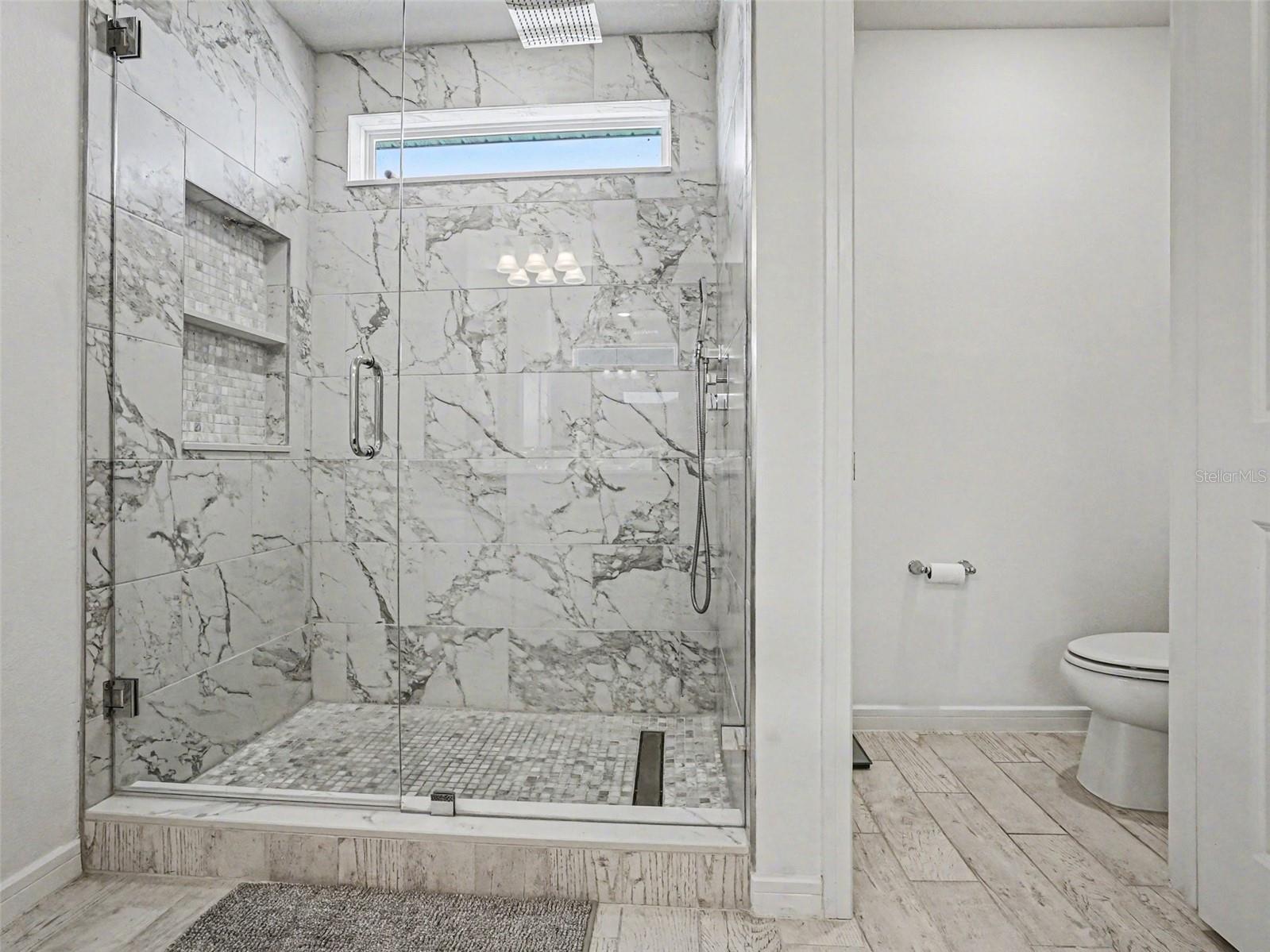 SPLIT OAK RESERVE - Residential