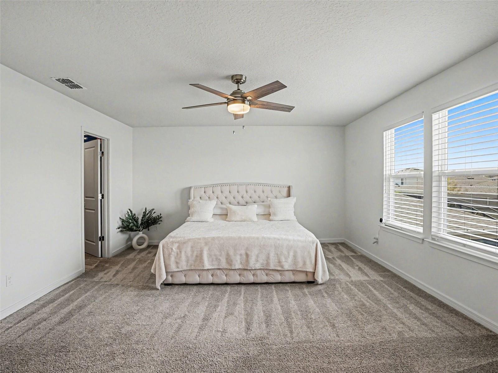 SPLIT OAK RESERVE - Residential