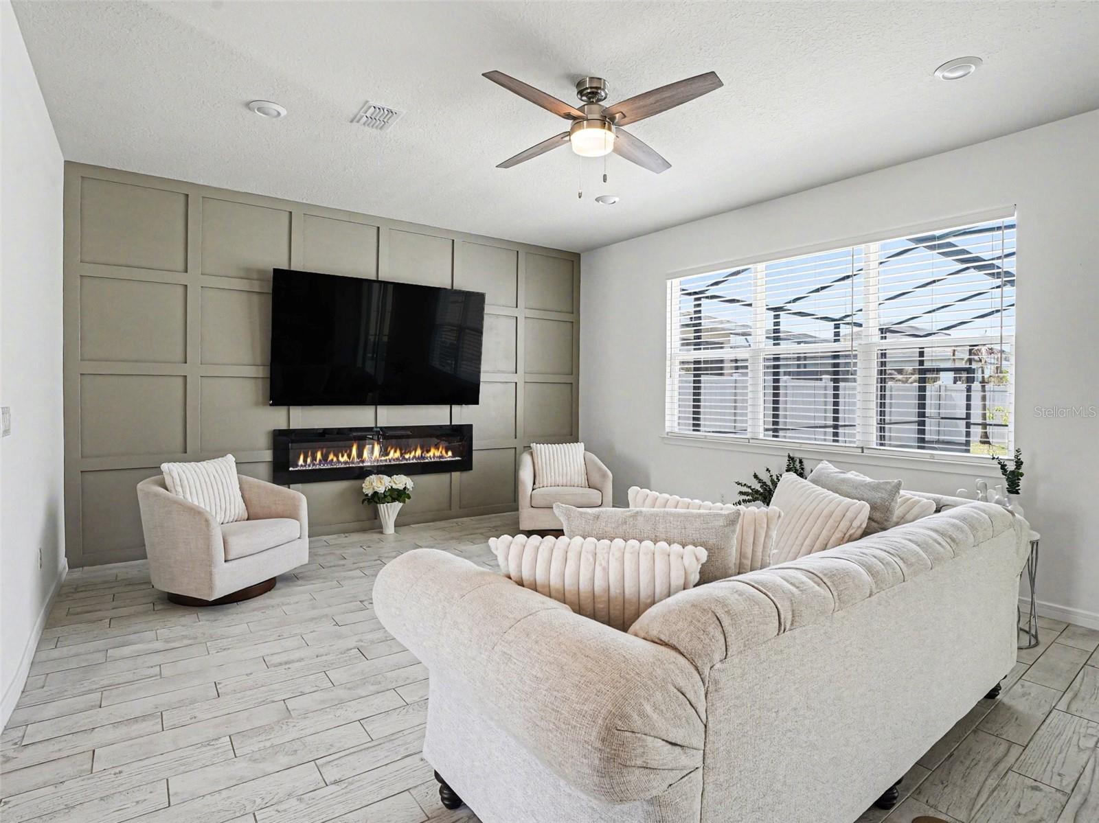 SPLIT OAK RESERVE - Residential