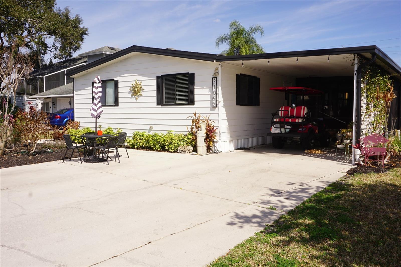 21052 LITTLE MAGENS LOOP