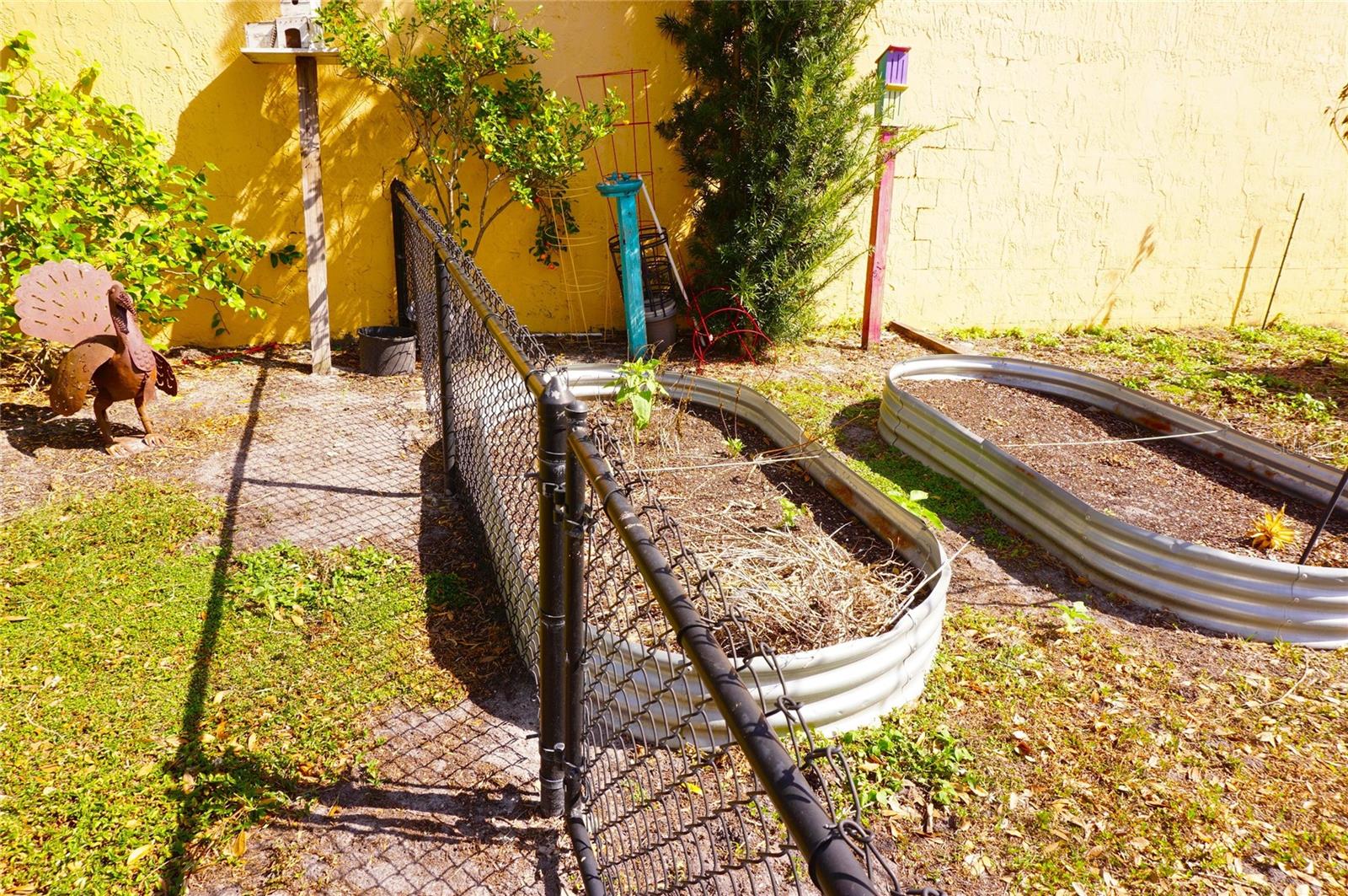 PARADISE LAKES INDIVIDUAL - Residential