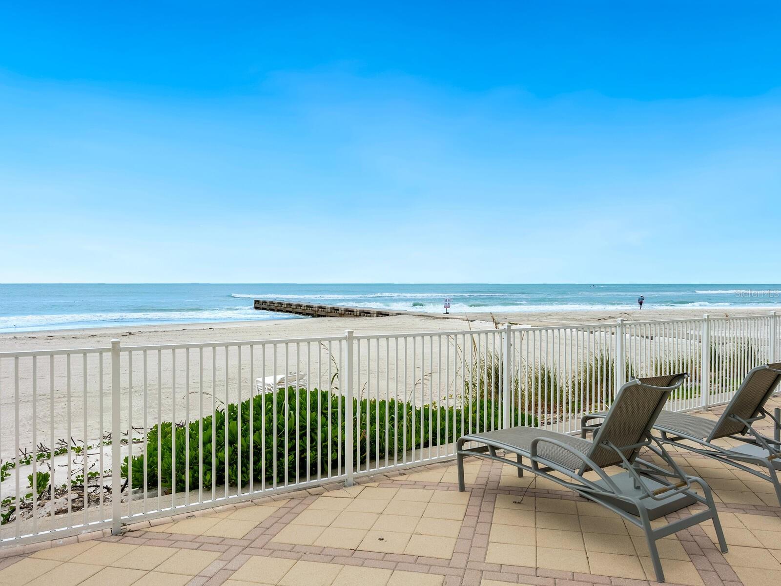 ISLANDER CLUB OF LONGBOAT - Residential