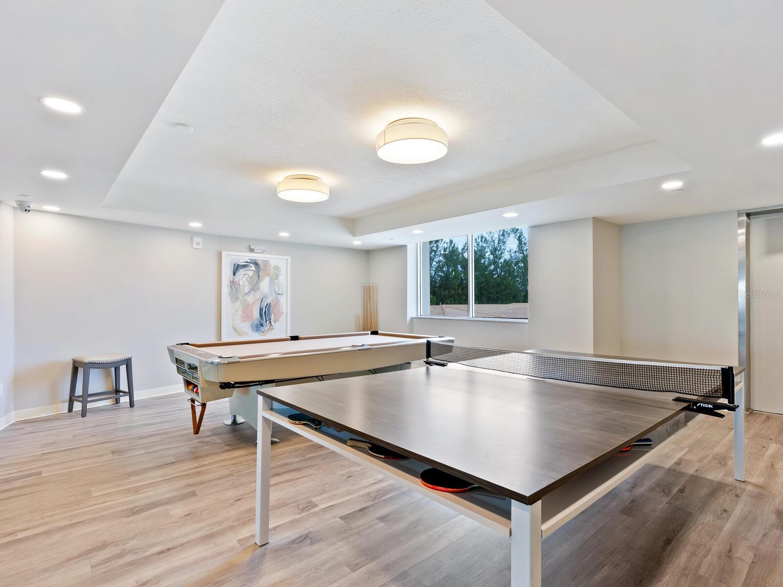 ISLANDER CLUB OF LONGBOAT - Residential