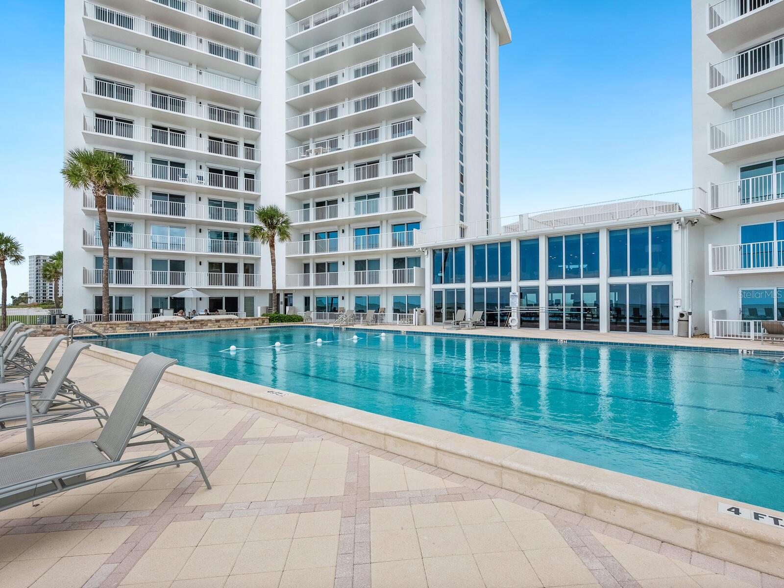 ISLANDER CLUB OF LONGBOAT - Residential