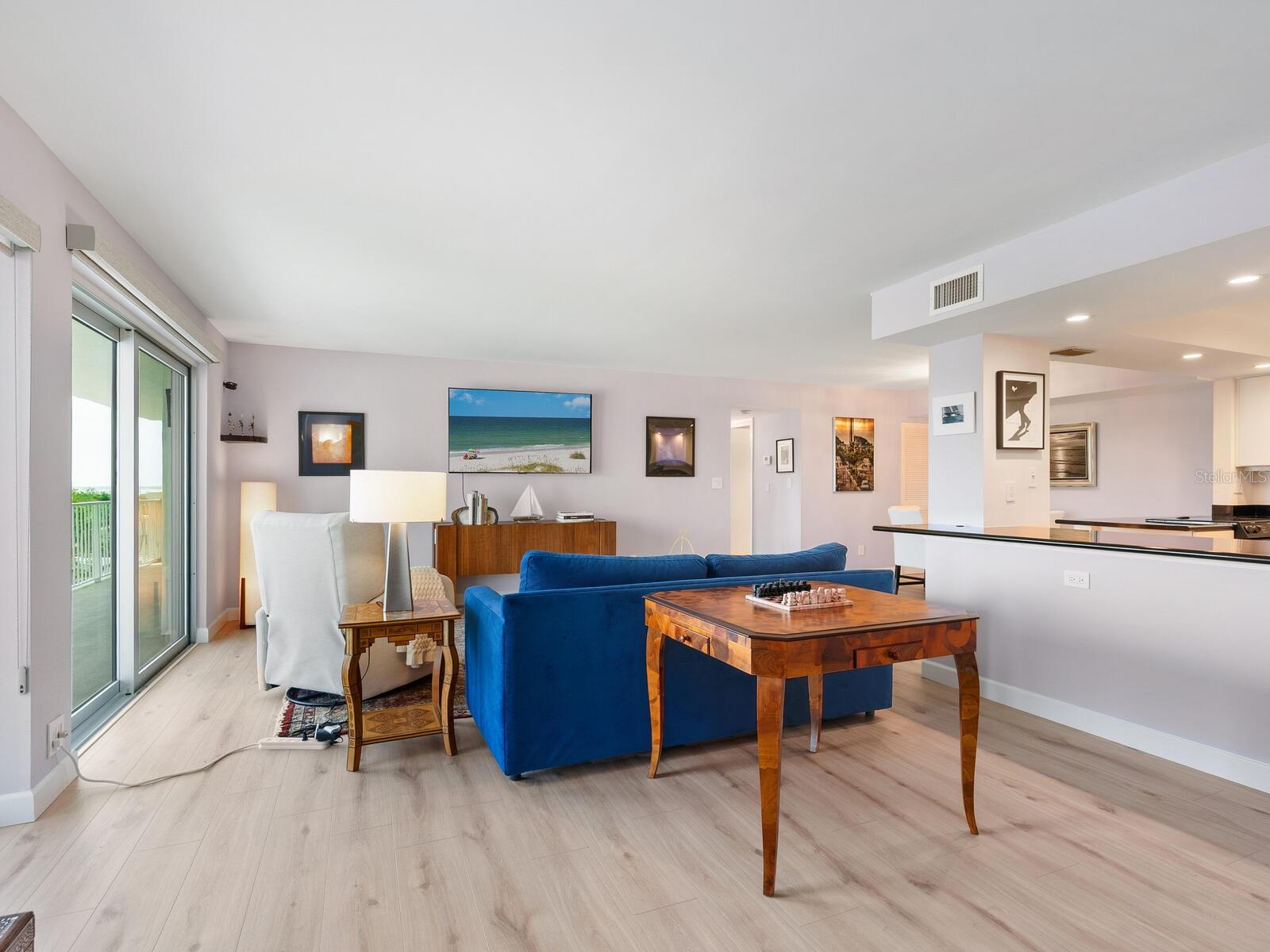 ISLANDER CLUB OF LONGBOAT - Residential